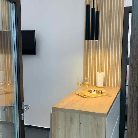 In Porec/istrien 9901 Apartamento